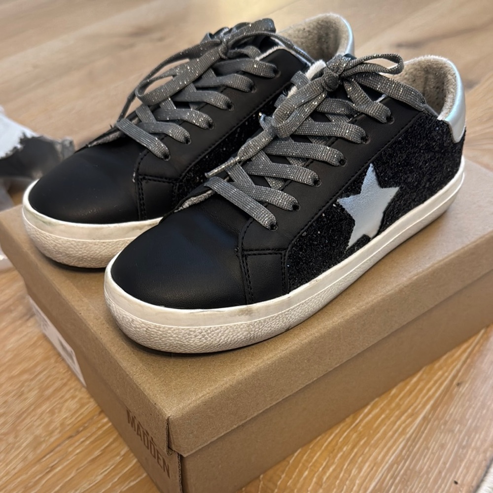 Kids Black and Silver Star Sneakers